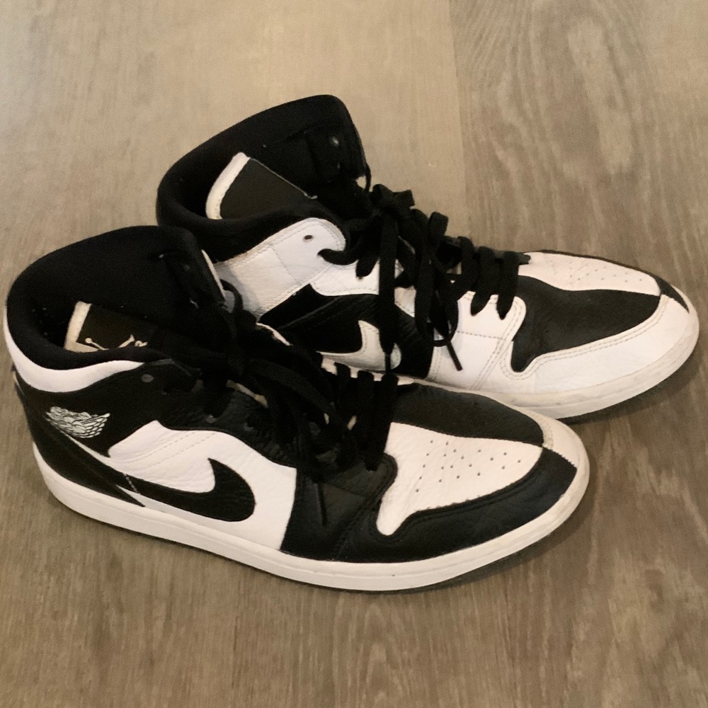 Nike Black and White Colorblock Air Jordan 1 High ‘85 Size US 9.7 Eur 41